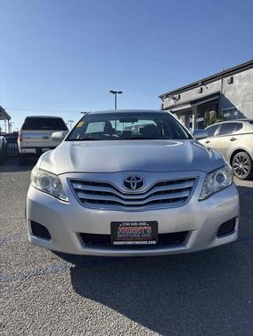 2010 Toyota Camry LE