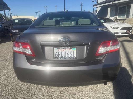 2011 Toyota Camry LE