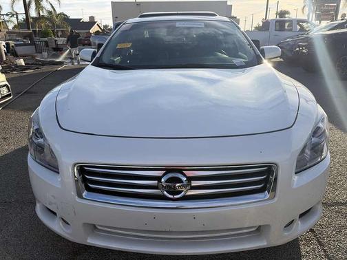 Pearl White 2013 Nissan Maxima S