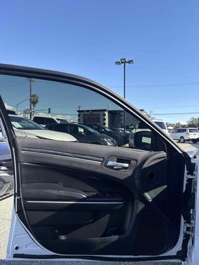 2019 Chrysler 300 Touring