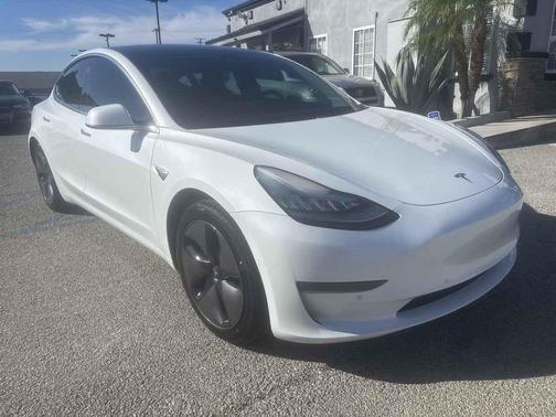 2019 Tesla Model 3 Mid Range