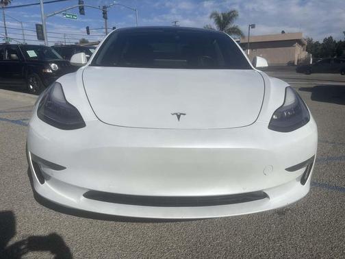 2019 Tesla Model 3 Mid Range