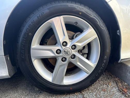 Classic Silver Metallic 2012 Toyota Camry L