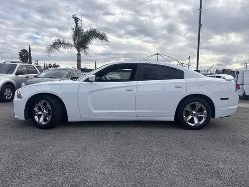 2014 Dodge Charger SXT