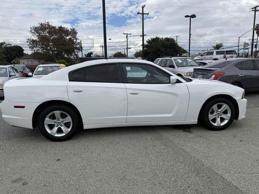 2014 Dodge Charger SE