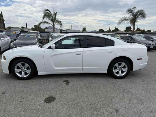 2014 Dodge Charger SE