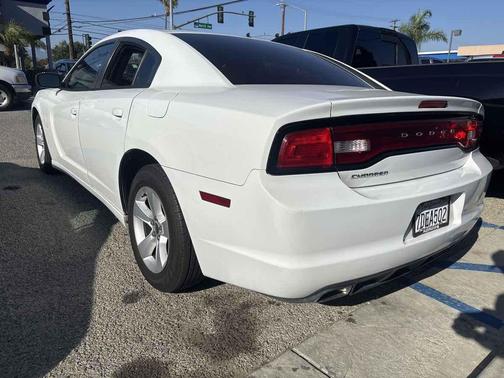 2014 Dodge Charger SE
