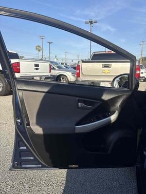 2013 Toyota Prius One