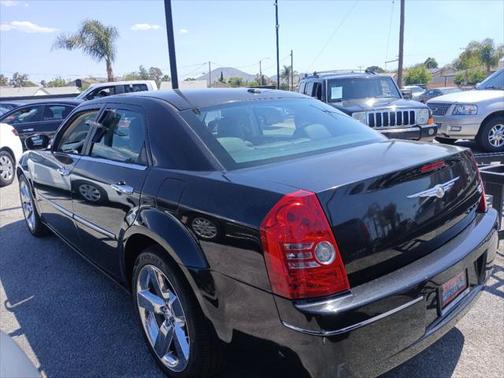2010 Chrysler 300 Touring/Signature/Executive Series