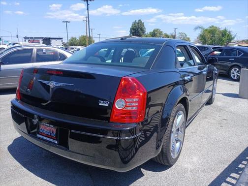 2010 Chrysler 300 Touring/Signature/Executive Series