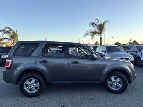 2009 Ford Escape XLS