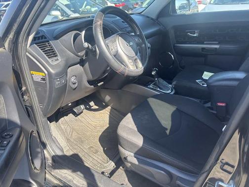 2013 Kia Soul +