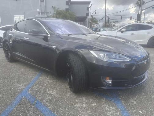 2016 Tesla Model S 90D