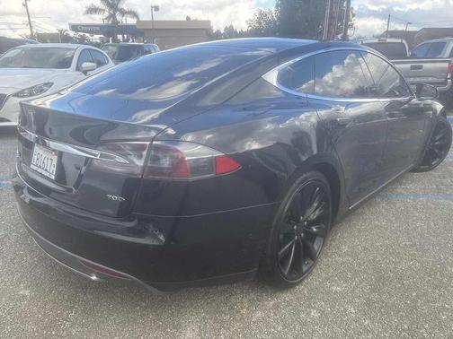2016 Tesla Model S 90D