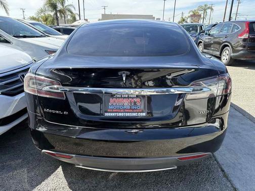 2016 Tesla Model S 90D