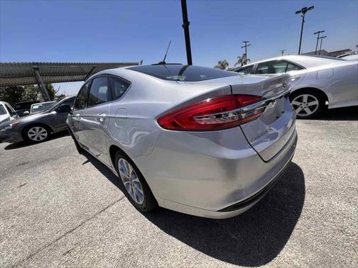 2017 Ford Fusion Hybrid SE