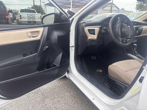 2014 Toyota Corolla LE Plus
