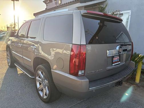 2007 Cadillac Escalade Base