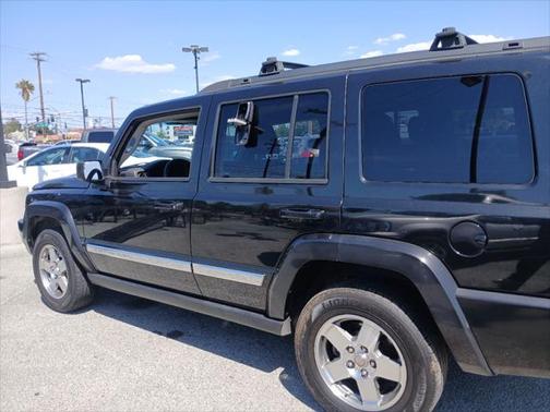 2010 Jeep Commander Sport