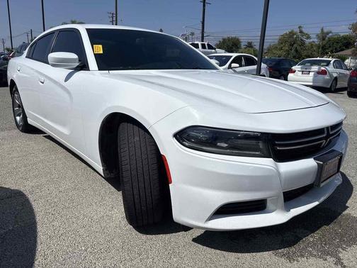 2015 Dodge Charger SE