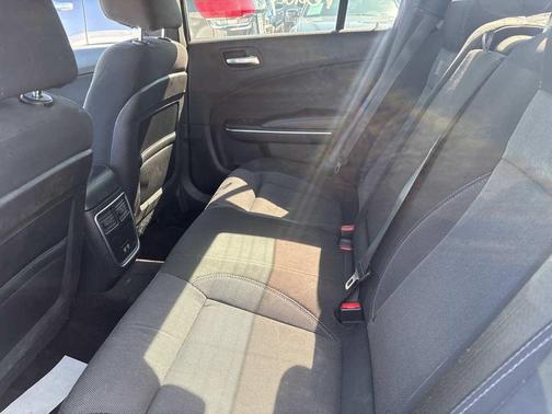 2015 Dodge Charger SE