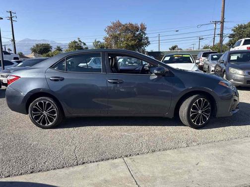 2015 Toyota Corolla S Plus