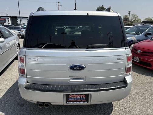 Ingot Silver Metallic 2011 Ford Flex SEL