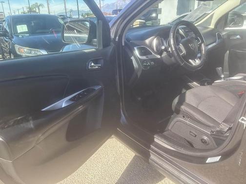 2017 Dodge Journey SXT