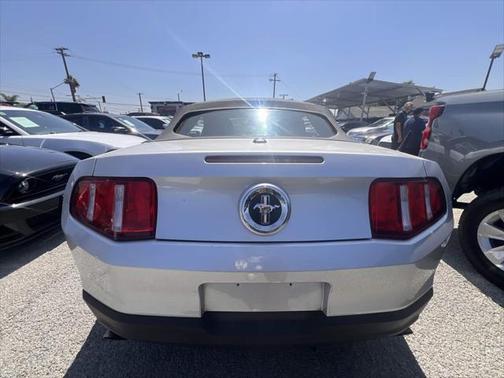 2012 Ford Mustang V6 Premium