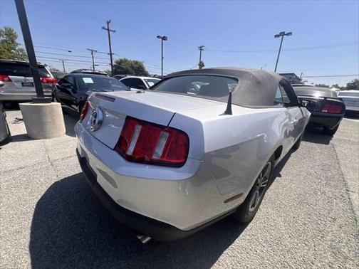 2012 Ford Mustang V6 Premium