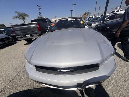 2012 Ford Mustang V6 Premium