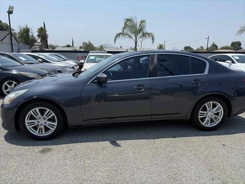 2011 INFINITI G37 Journey