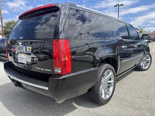 2012 Cadillac Escalade ESV Platinum Edition