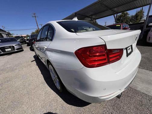 2012 BMW 335 335i