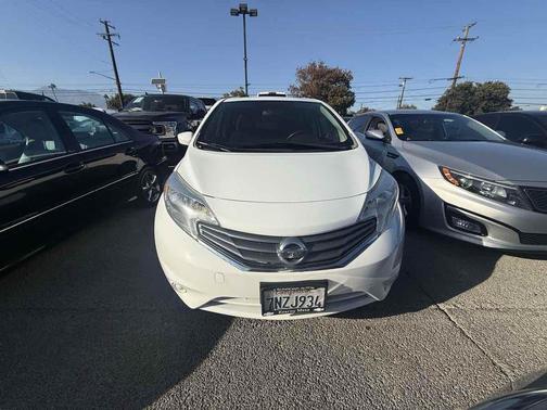 2016 Nissan Versa Note SV