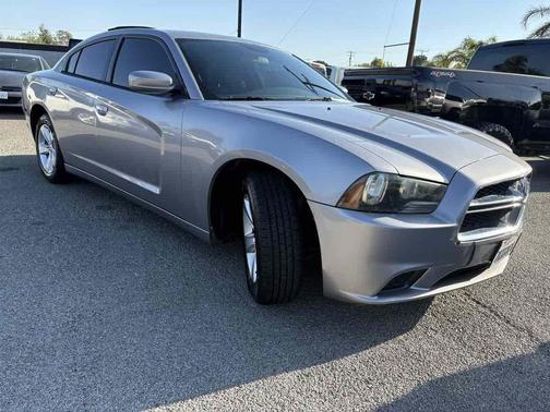 Billet Silver Metallic Clearcoat 2014 Dodge Charger SE