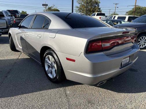 Billet Silver Metallic Clearcoat 2014 Dodge Charger SE