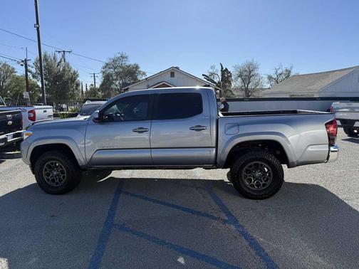 2018 Toyota Tacoma SR5