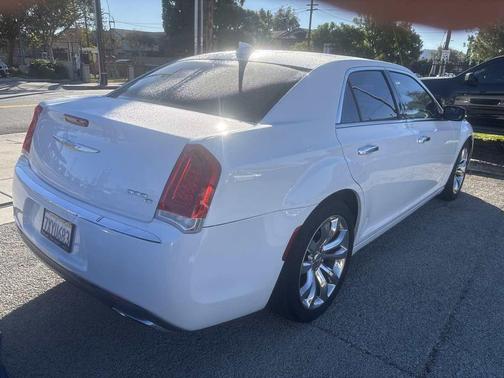 2016 Chrysler 300C Base