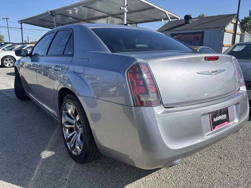2014 Chrysler 300 S