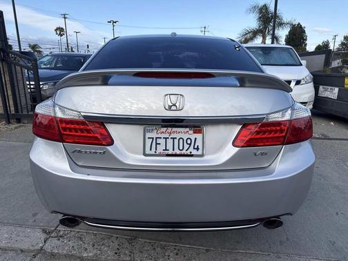 Alabaster Silver Metallic 2013 Honda Accord EX-L