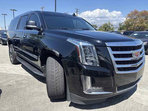 2020 Cadillac Escalade ESV Luxury