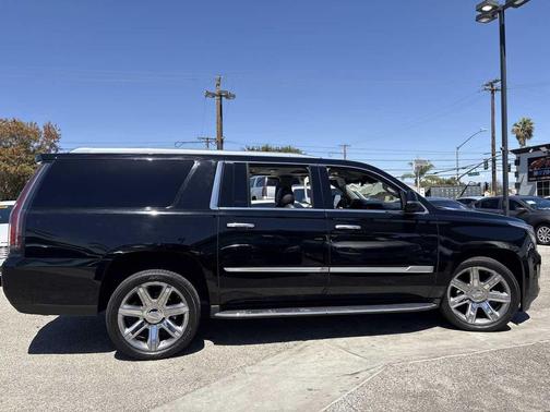 2020 Cadillac Escalade ESV Luxury