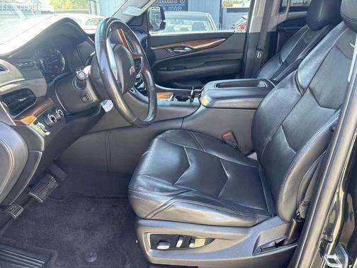 2020 Cadillac Escalade ESV Luxury