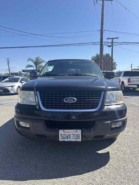 2003 Ford Expedition Base