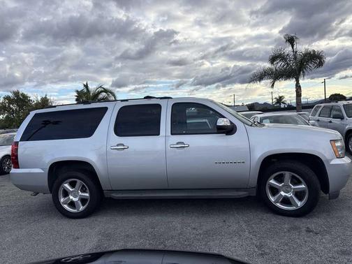 2013 Chevrolet Suburban 1500 LS