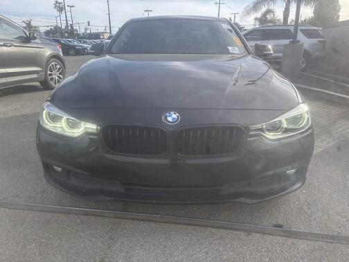 2018 BMW 320 i