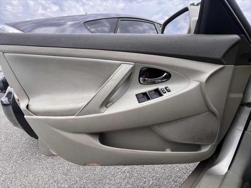 2009 Toyota Camry Hybrid Base