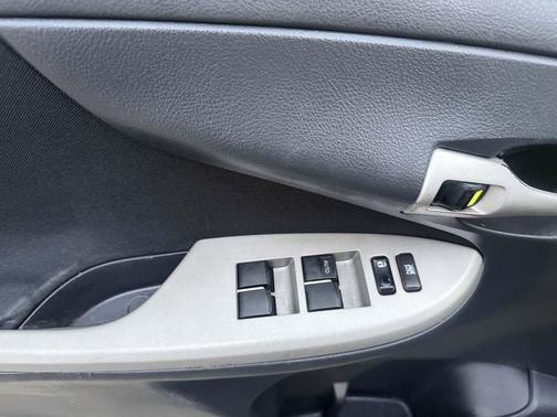 2013 Toyota Corolla L