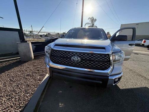 2018 Toyota Tundra SR5